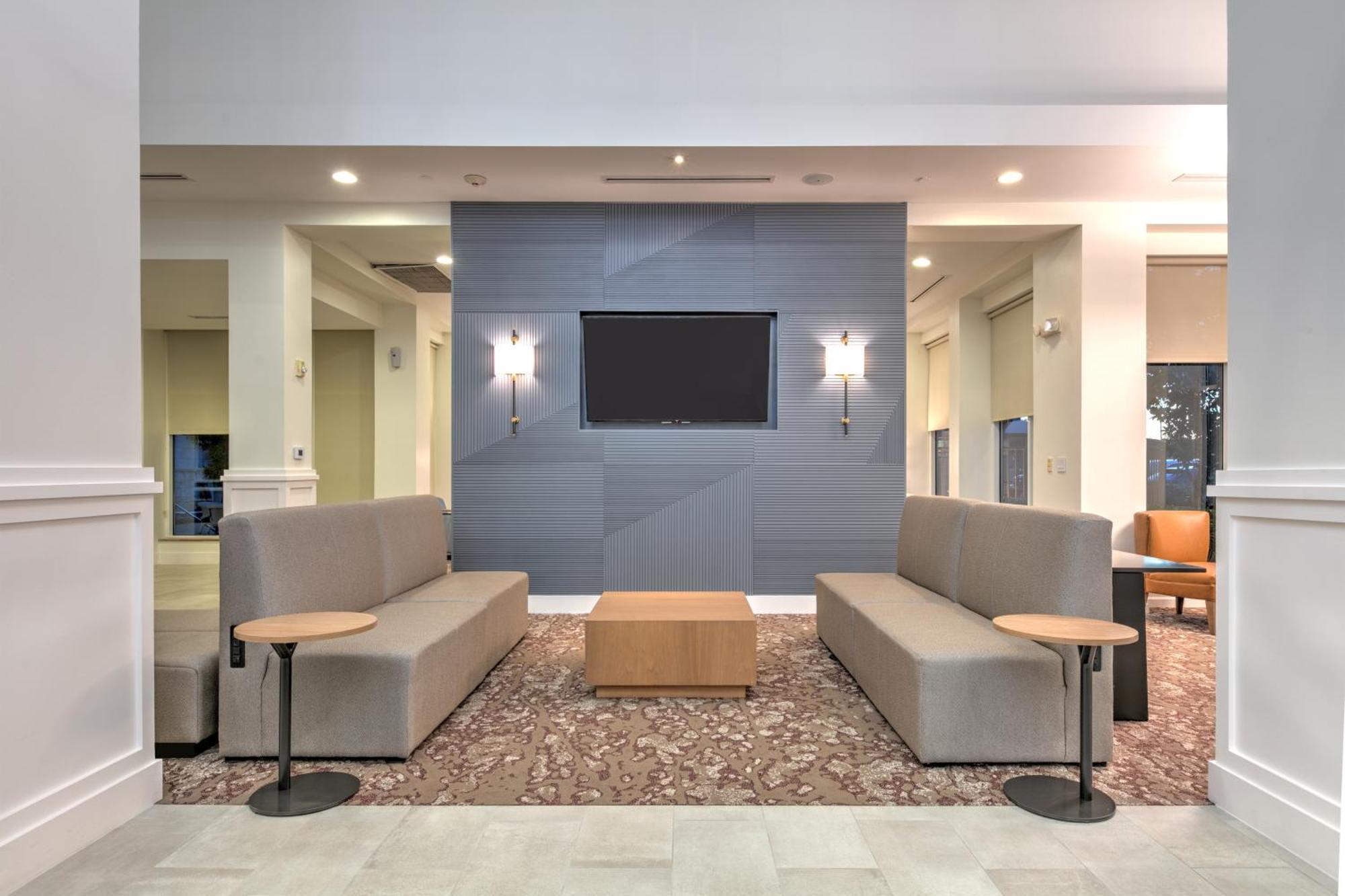 Hilton Garden Inn Dallas Arlington Exterior foto